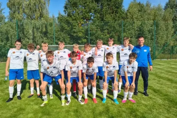 Trampkarze Wichra Wielgie niepokonani – lider tabeli po zwycięstwie 6:2