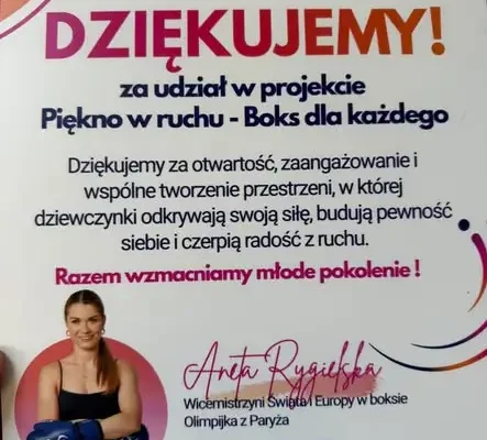 Aneta Rygielska odwiedziła szkołę w Kikole – boks dla dziewcząt